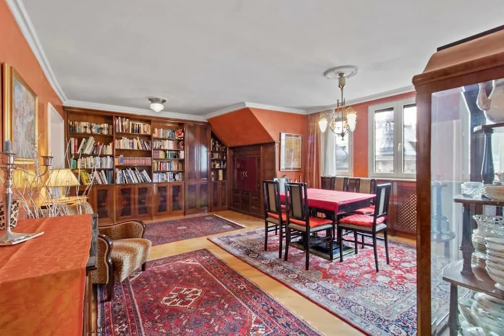 110 M2 3 Bedroom Apartment With Cathedral View Vienna 0*,