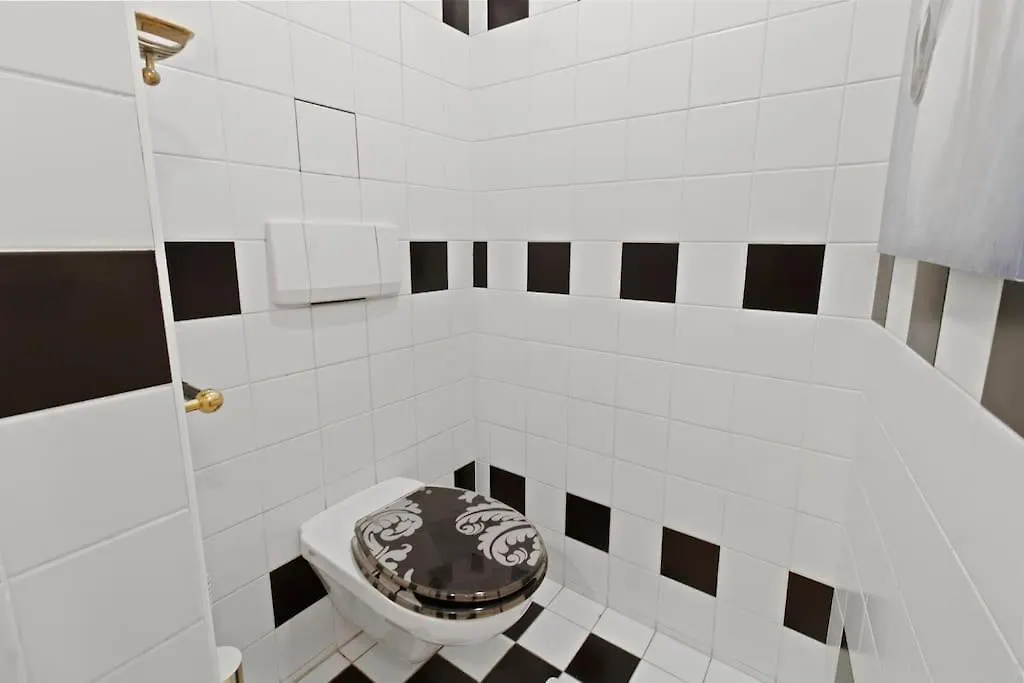 110 M2 3 Bedroom Apartment With Cathedral View Vídeň
